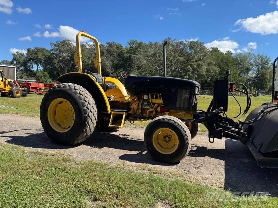 John Deere 5320 Tractors