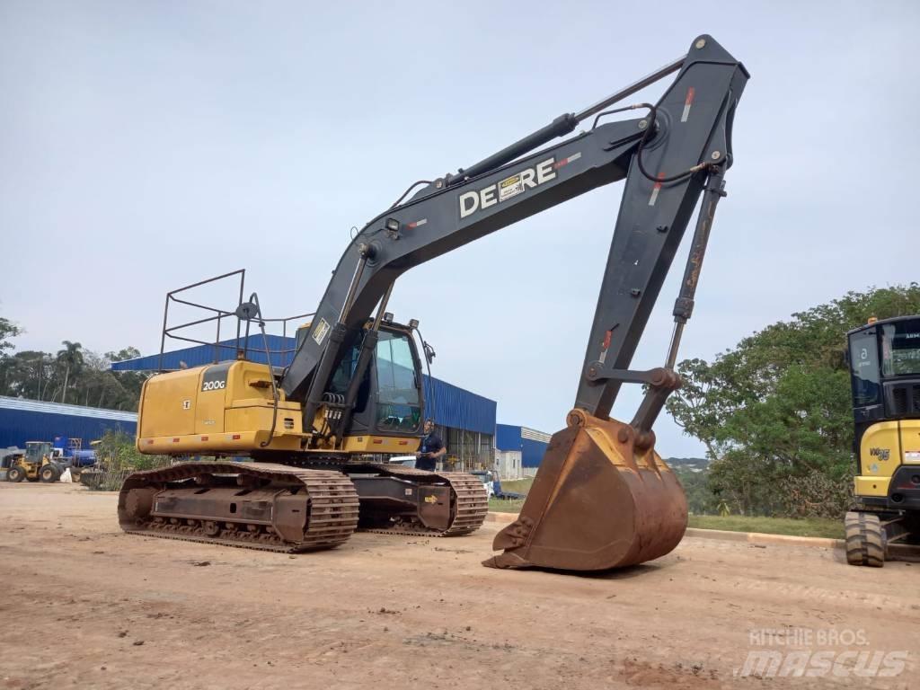 John Deere 200G Crawler excavators