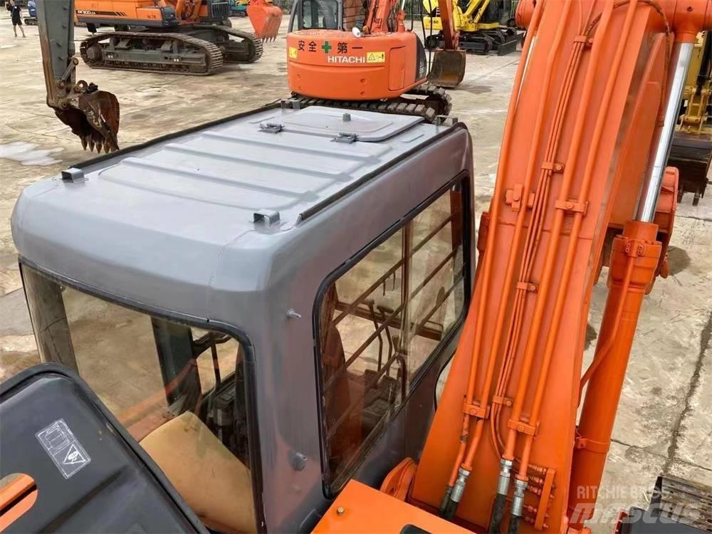 Hitachi EX 1200 Crawler excavators