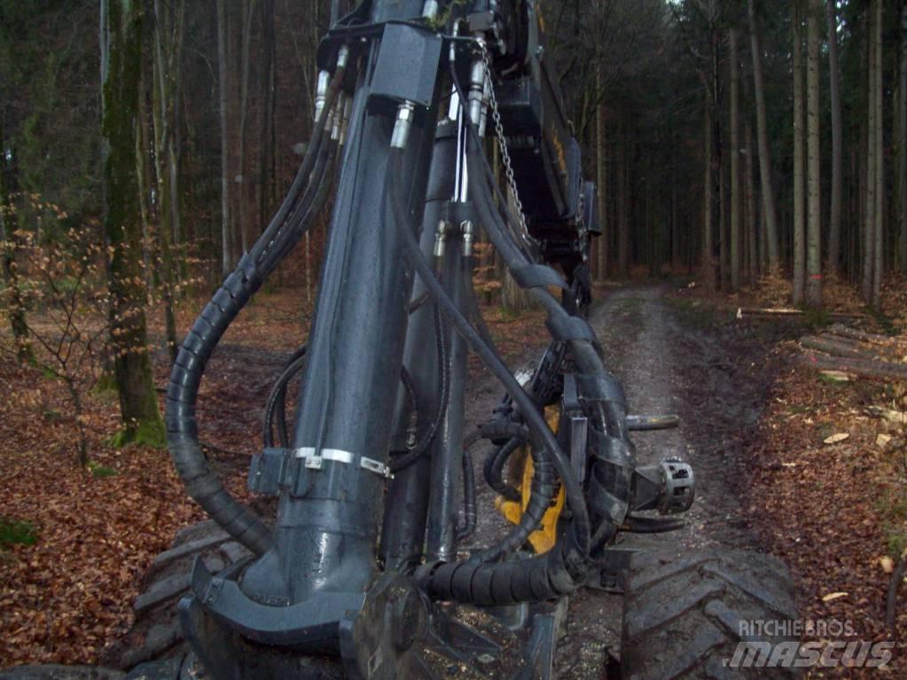Ponsse Bear 8W Harvesters