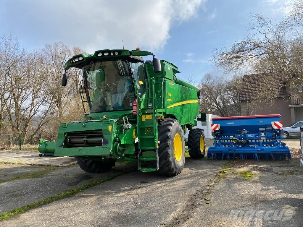 John Deere T560 HM Combine harvesters