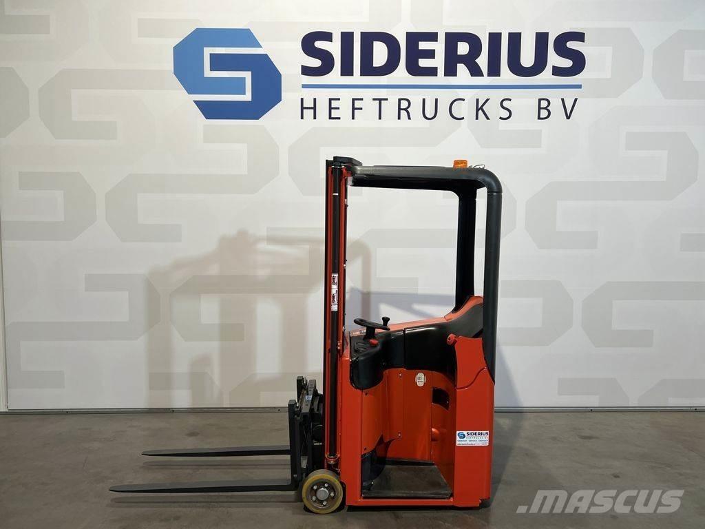 Linde E10 Pedestrian stacker