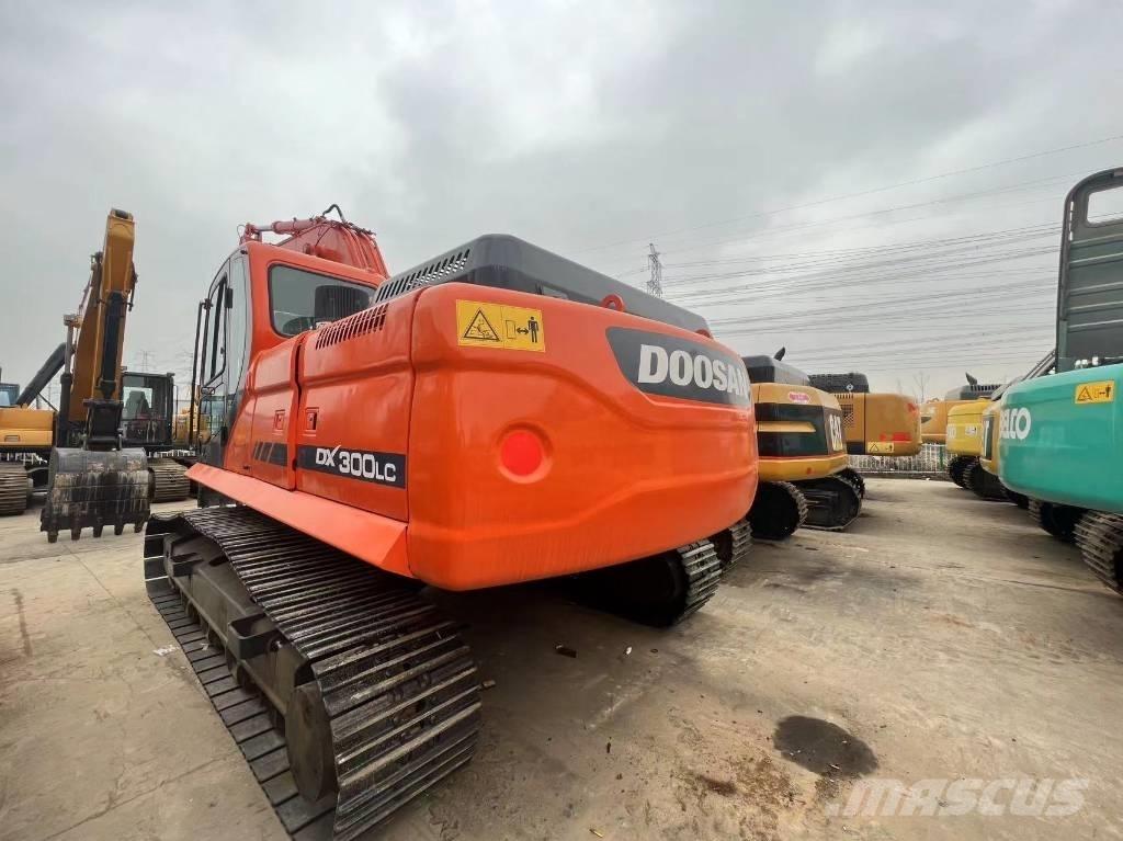 Doosan DOOOSAN DX300 Crawler excavators