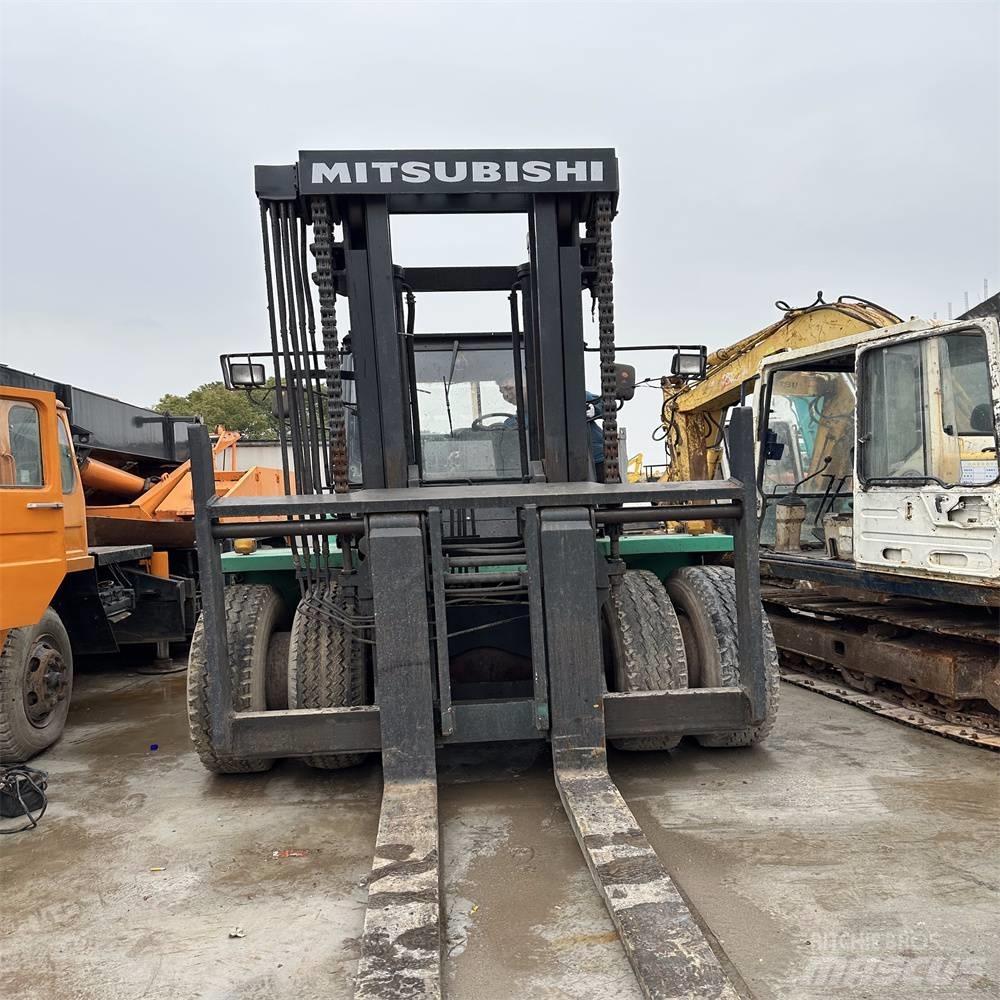 Mitsubishi FD160 Diesel trucks
