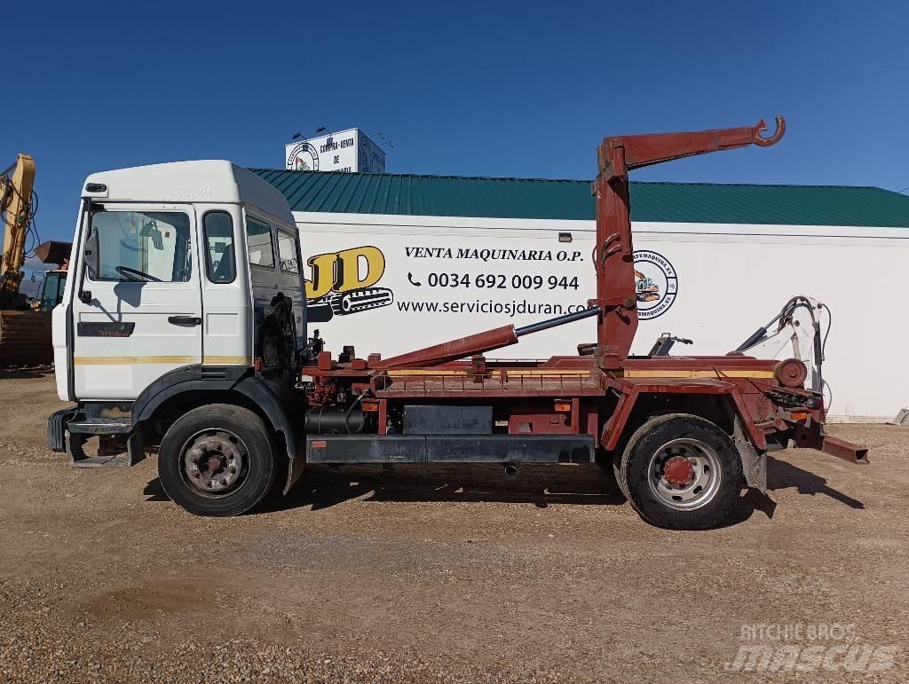 Renault M 210 Chassis Cab trucks