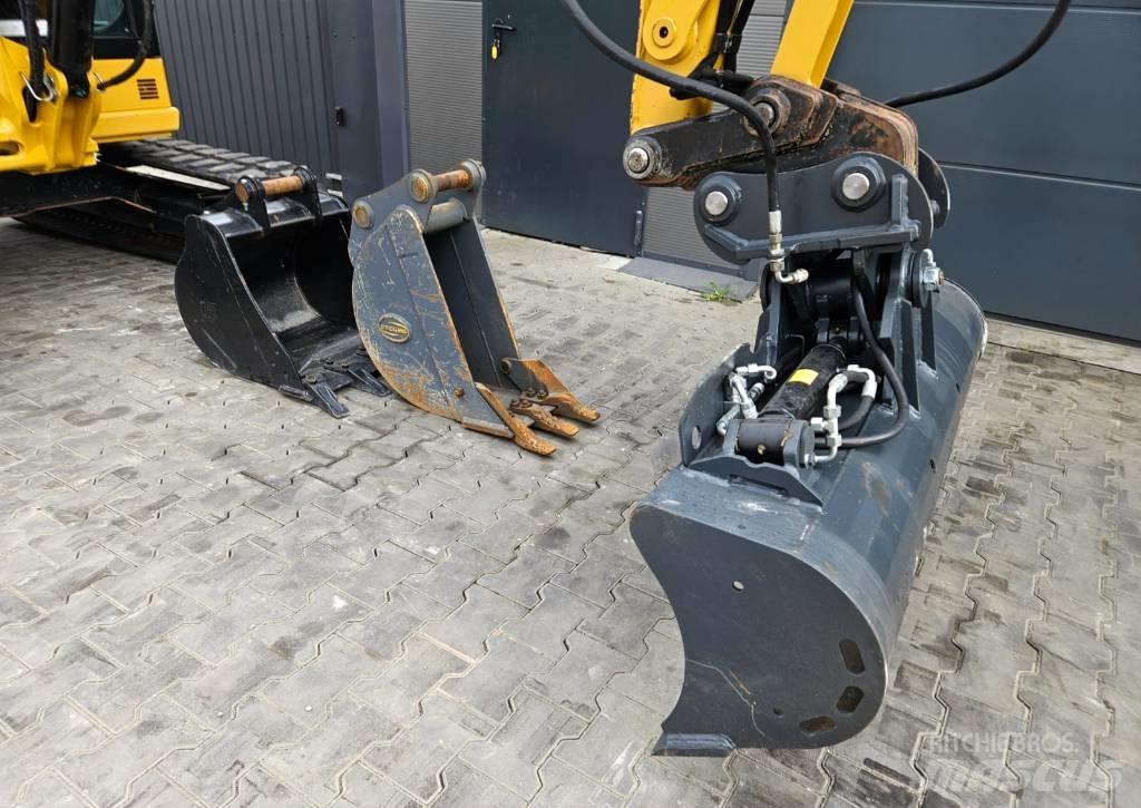 CAT 305 CR Mini excavators < 7t (Mini diggers)