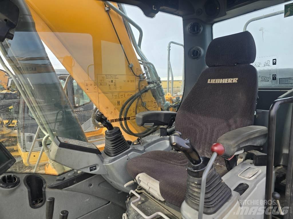 Liebherr R 924 Crawler excavators
