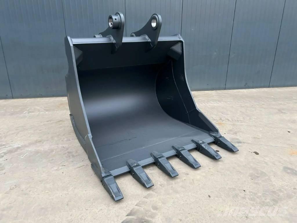 Hitachi ZX360 1.60m Buckets