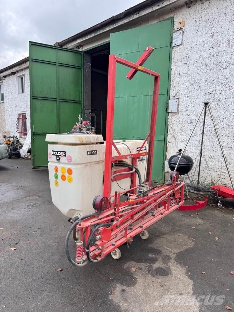 Holder IS 42 Trailed sprayers