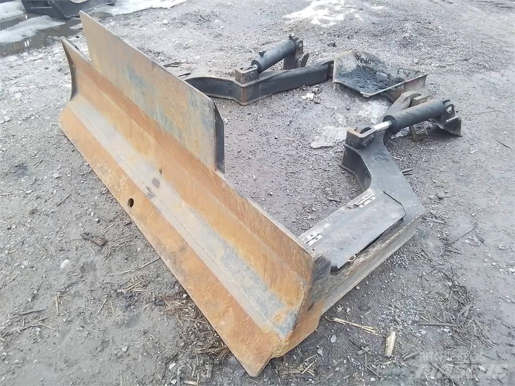 Komatsu 895 Other components