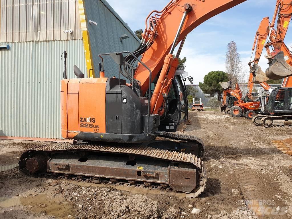 Hitachi ZX225USLC Crawler excavators
