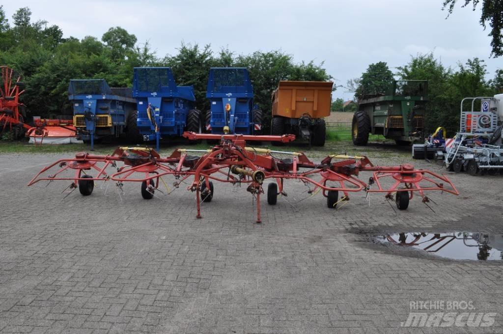 Lely Lotus 675 Rakes and tedders