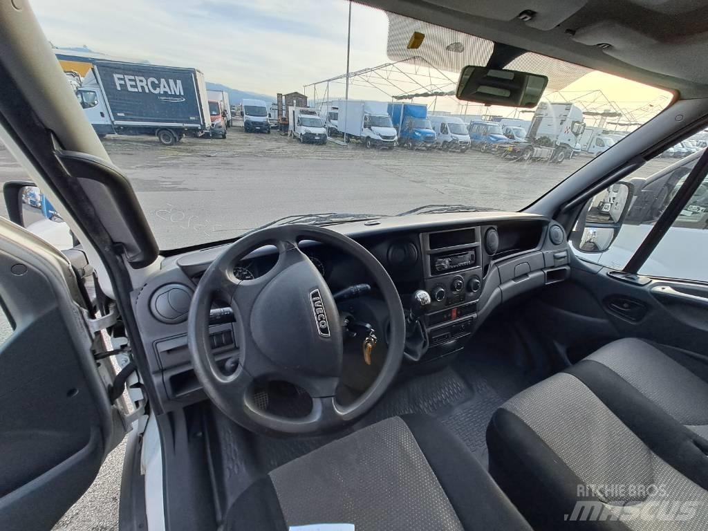 Iveco DAILY 60C17 Box body trucks