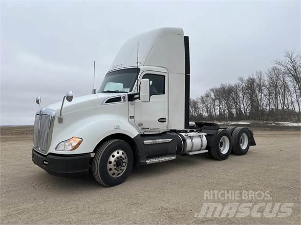 Kenworth T680 Tractor Units