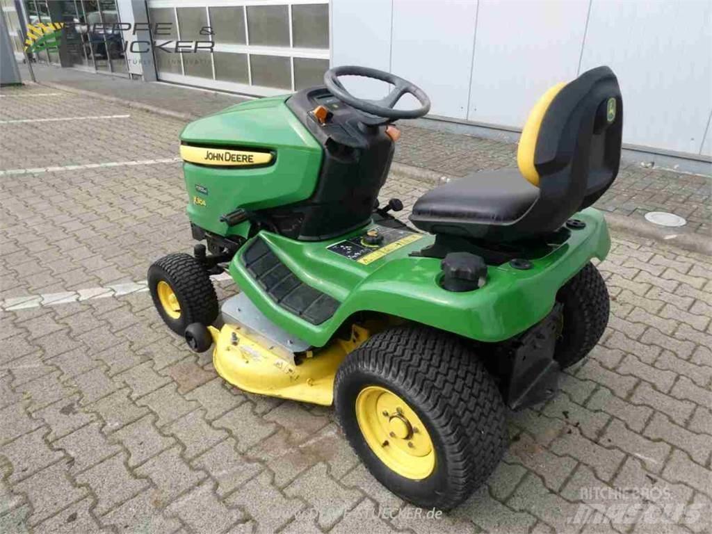 John Deere X304 Mowers