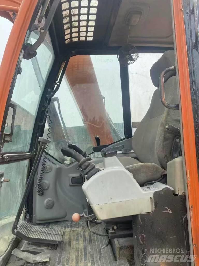 Doosan DX 80-9C Midi excavators  7t - 12t