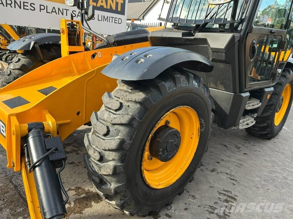 JCB 535-125 Hiviz Telescopic handlers