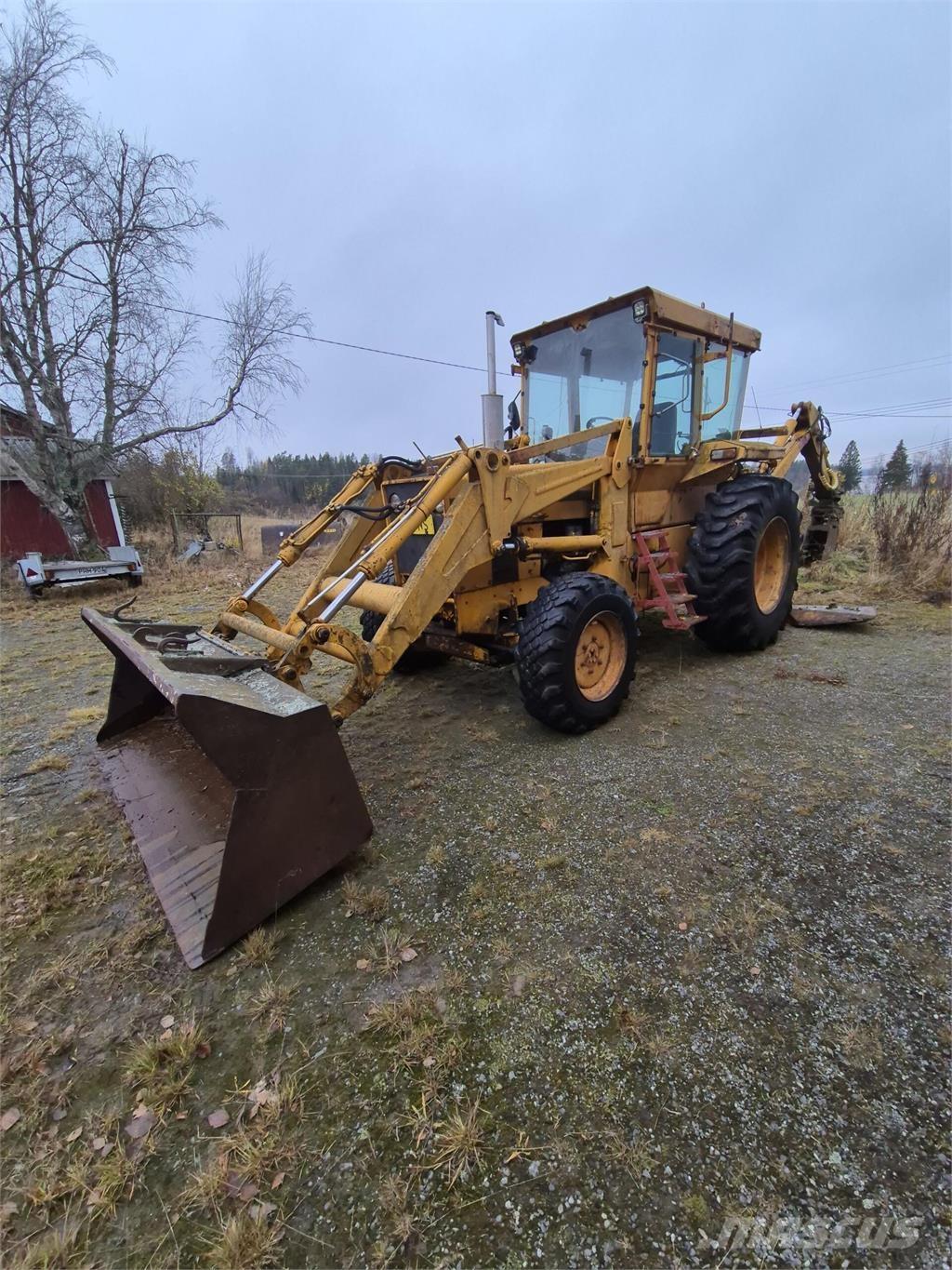 James 62C 4X4 Backhoe loaders