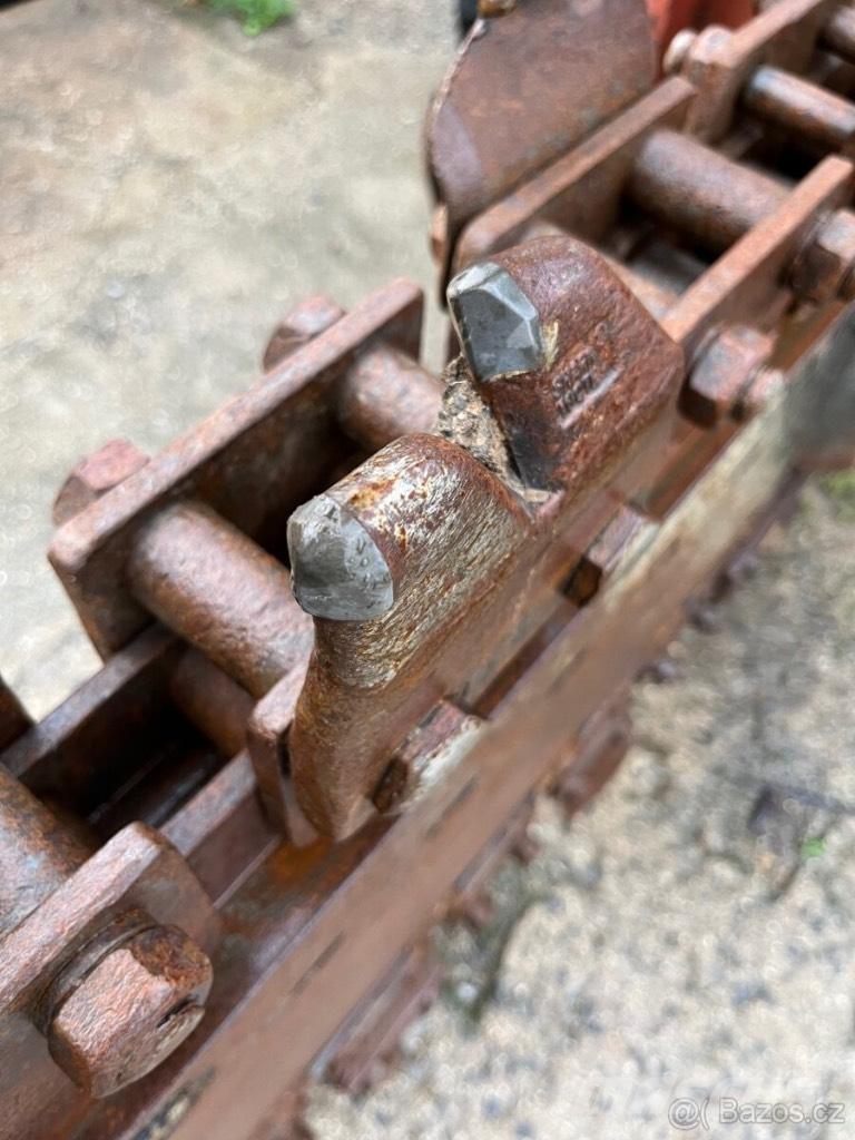 Ditch Witch RT80Q Trenchers