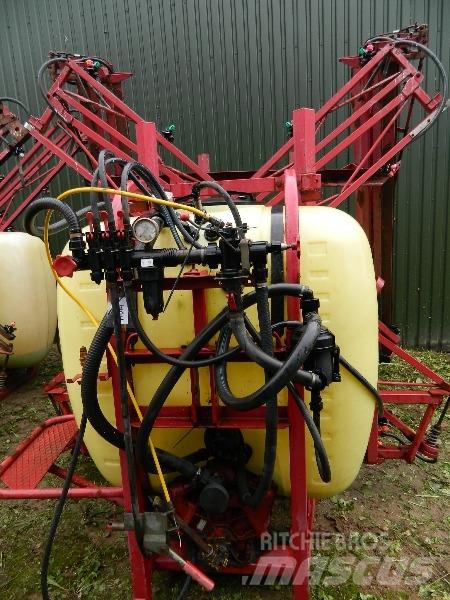 Hardi 600 Trailed sprayers