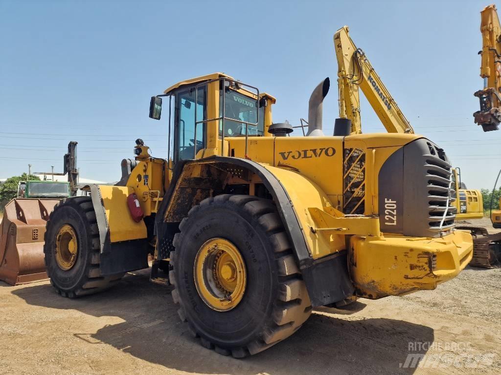 Volvo L 220 F Wheel loaders