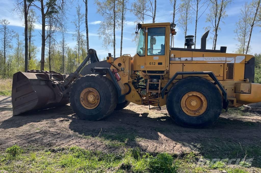 Volvo L 220 Wheel loaders