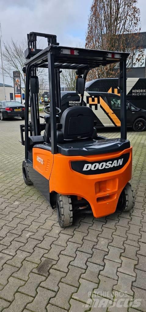 Doosan B20X-7 Electric forklift trucks