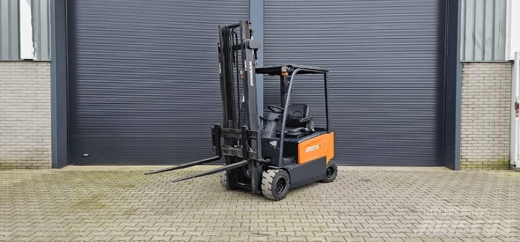 Doosan B20X-7 Electric forklift trucks
