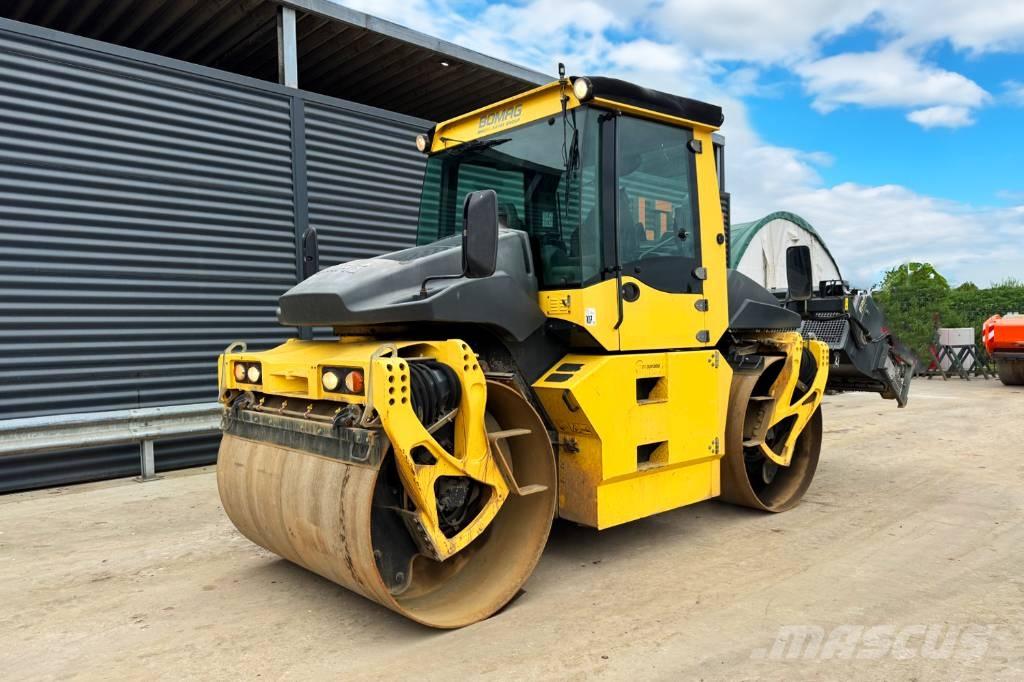 Bomag BW 174 AP-4V Twin drum rollers