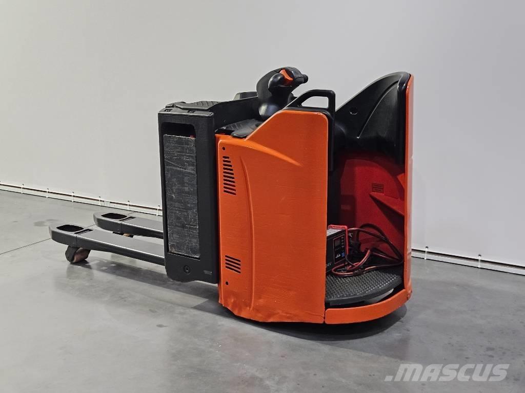 Linde T20SP Low lifter with platform