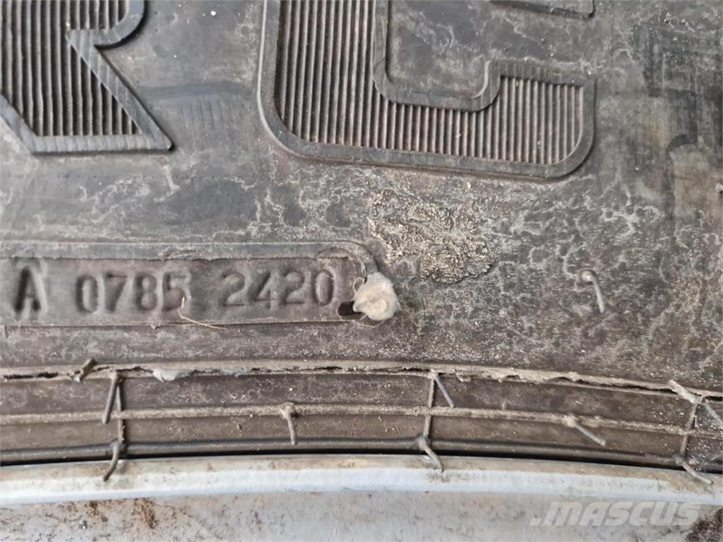 Ceat 340/85R48 Tyres, wheels and rims