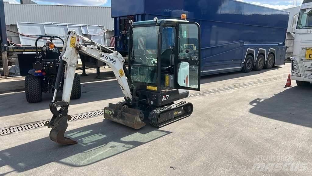 Bobcat e17 Tractors