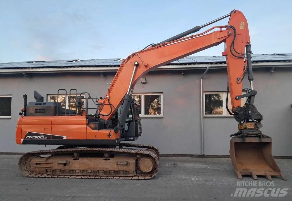 Doosan DX 300 LC-5 Crawler excavators