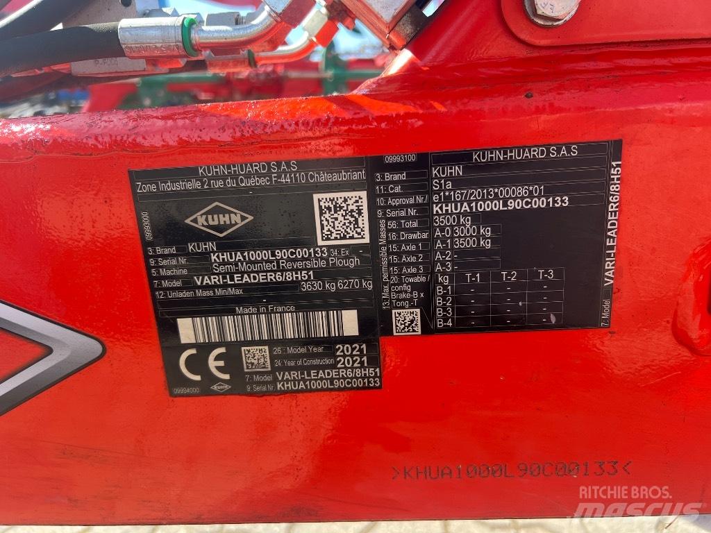 Kuhn Vari-Lander Reversible ploughs