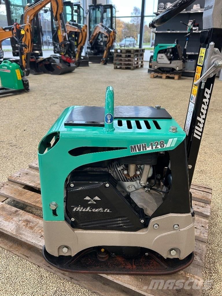 Mikasa MVH 128GH Plate compactors
