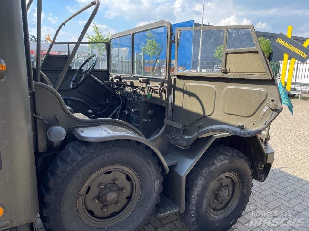 DAF YA 126 GWT Ambulances