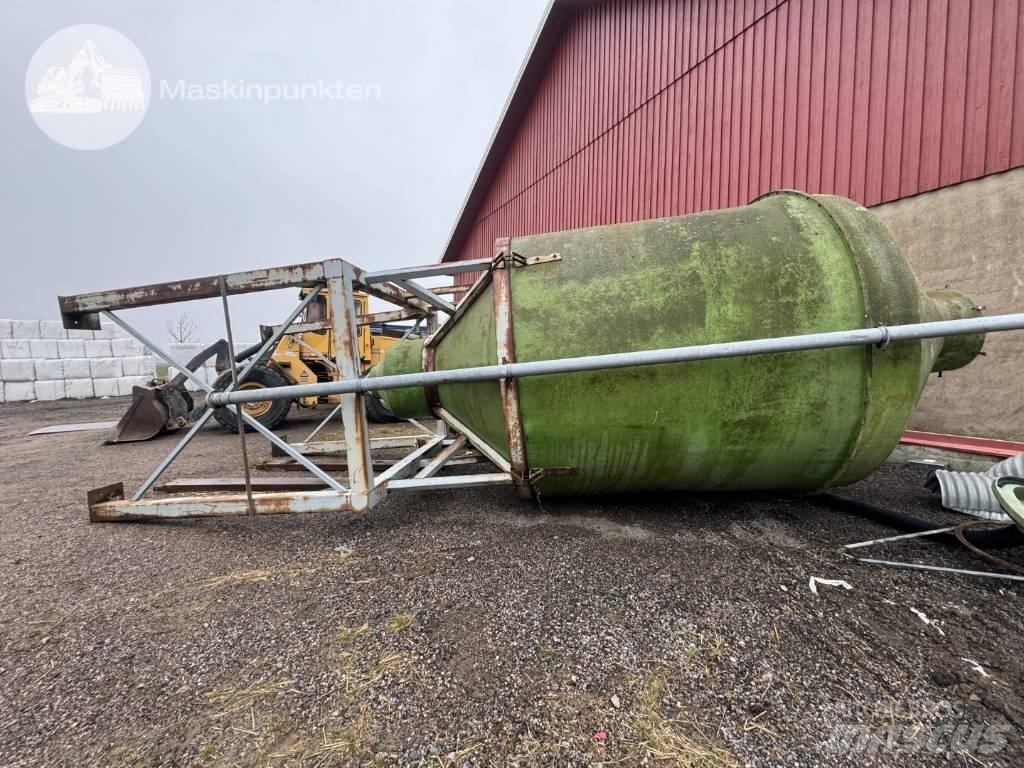  Foderbehållare 20 m3 Tanks