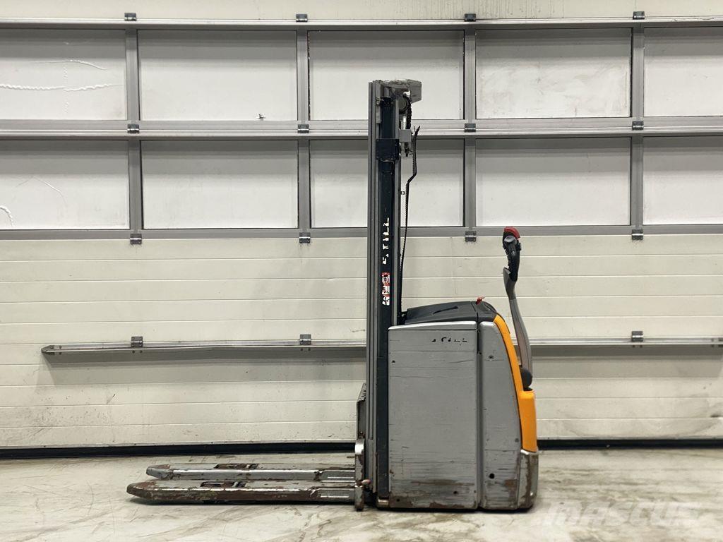 Still EXV14I Pedestrian stacker