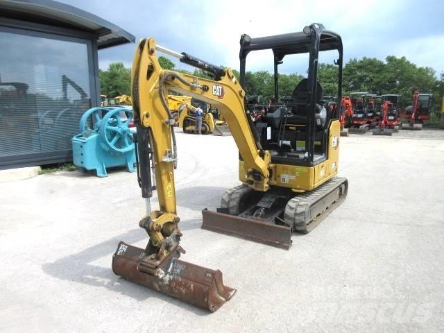 CAT 302 CR Mini excavators < 7t (Mini diggers)