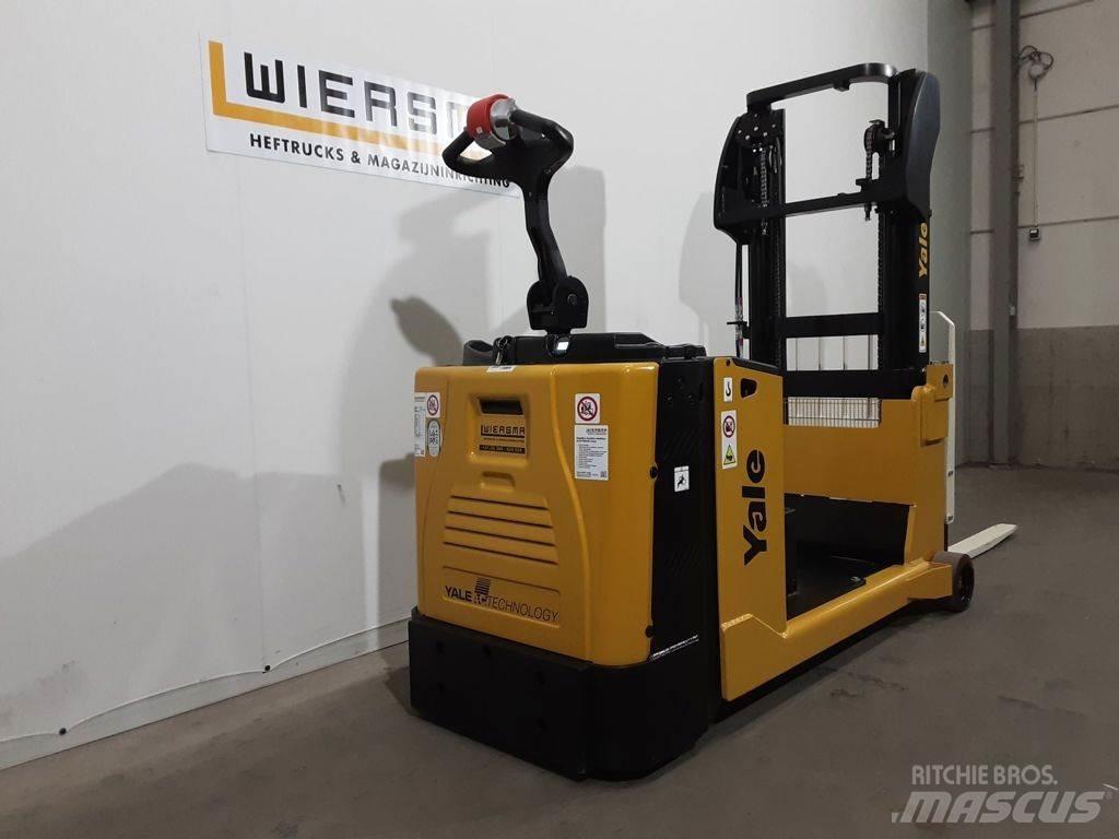 Yale MC15 Reach trucks