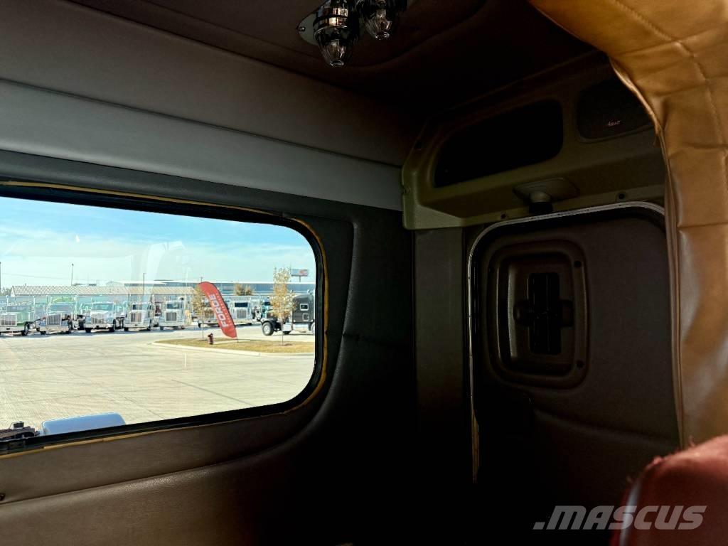 Peterbilt 379 Tractor Units