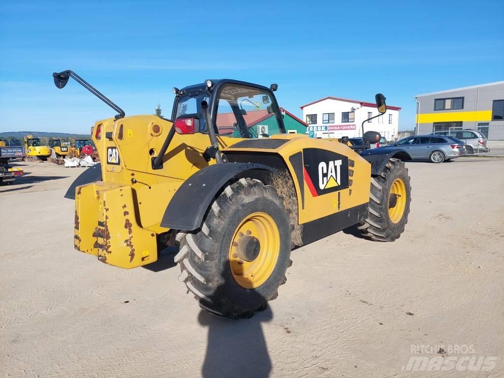 CAT TH 407 Telescopic handlers