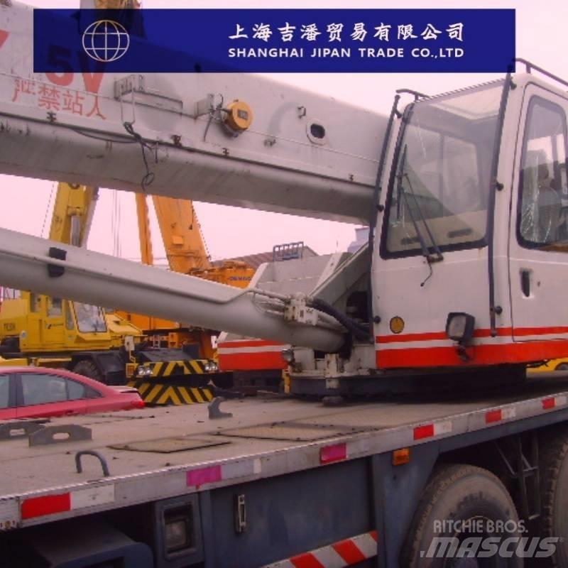 Zoomlion QY 25 All terrain cranes
