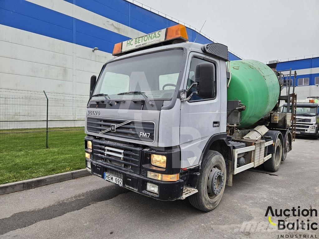 Volvo FM12 Concrete trucks