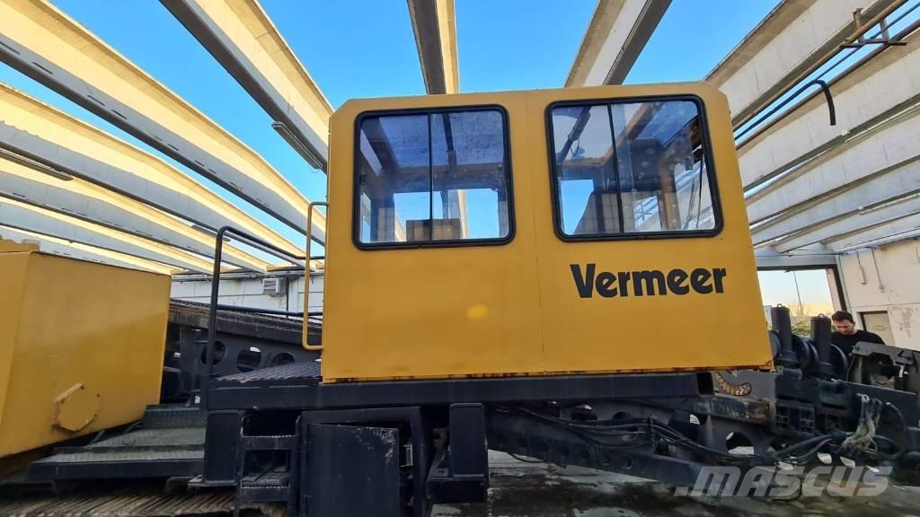 Vermeer D200X300 Horizontal Directional Drilling Equipment
