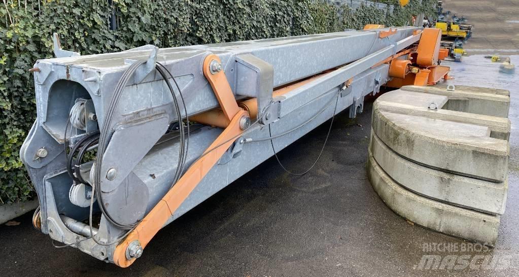 FB GRU GA 136 Self erecting cranes