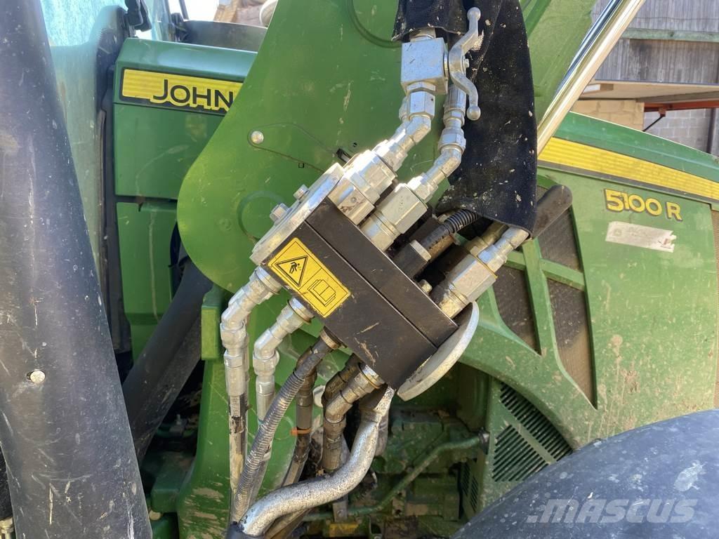 John Deere 5100 R Tractors