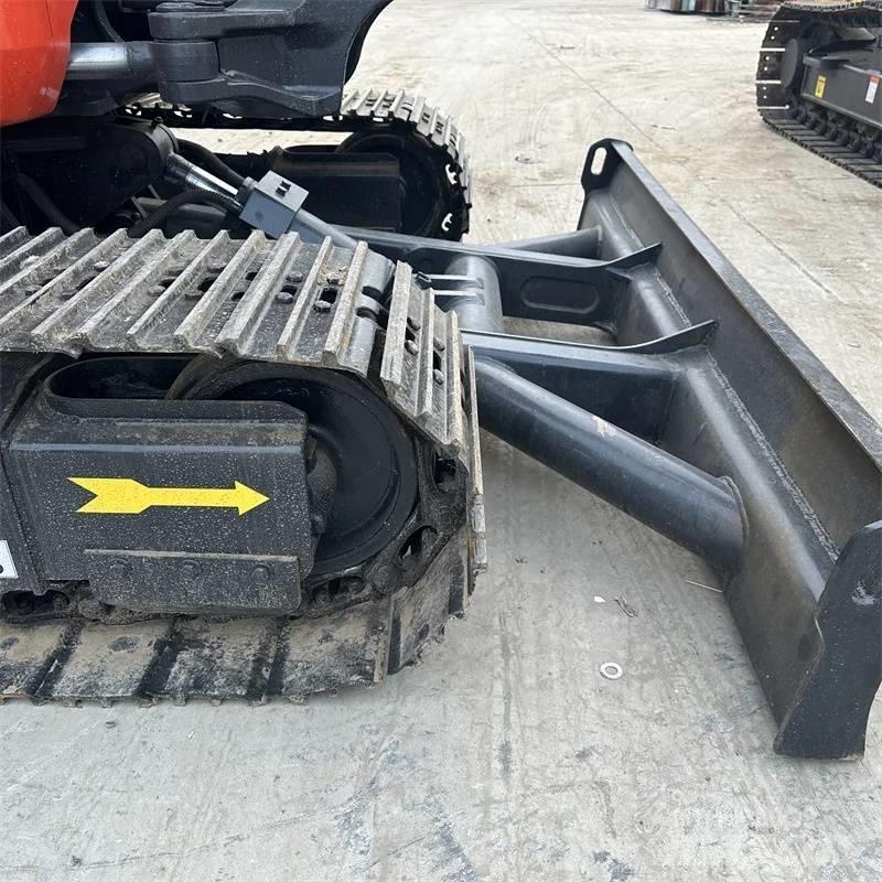 Kubota KX 165 Crawler excavators