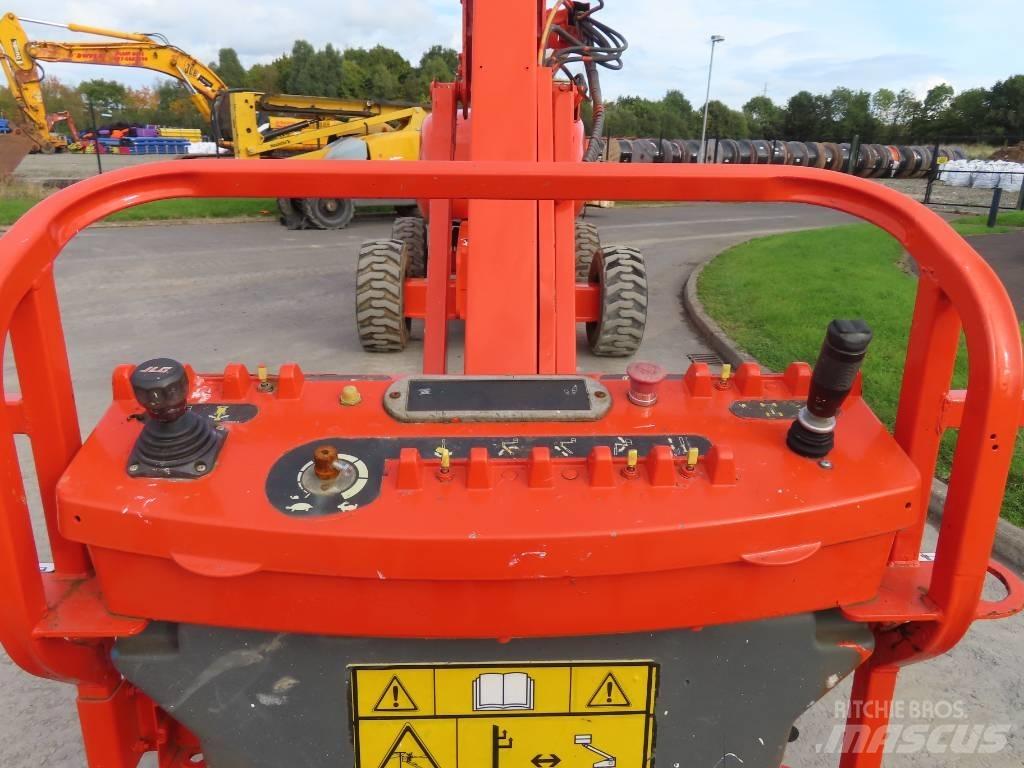 JLG 660 SJ Telescopic boom lifts