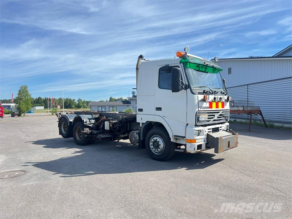 Volvo FH12 6X2 Cable lift demountable trucks